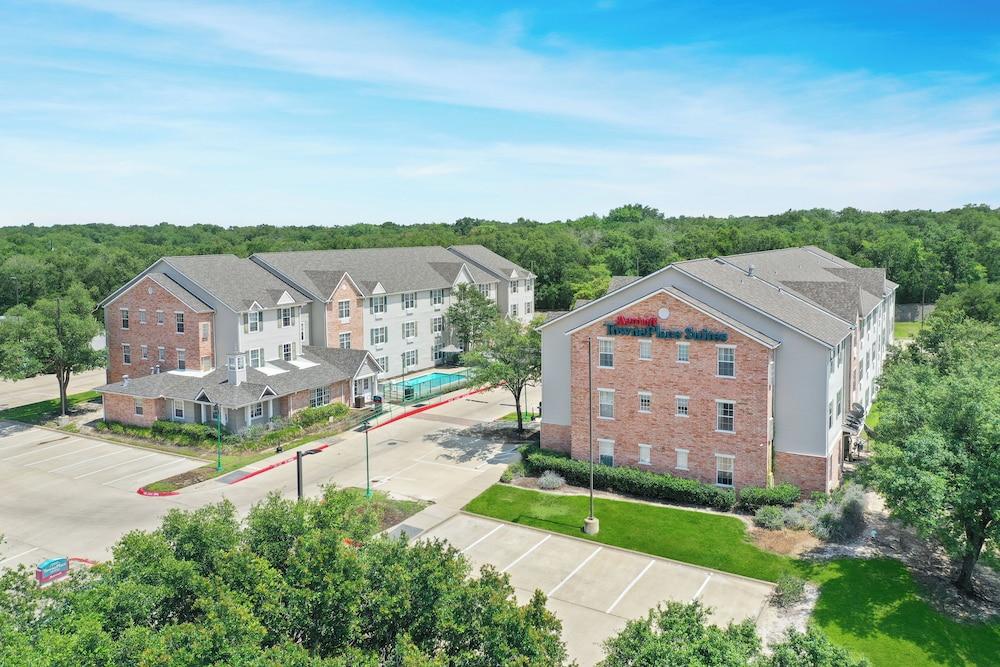 TownePlace Suites by Marriott College Station Pet Policy