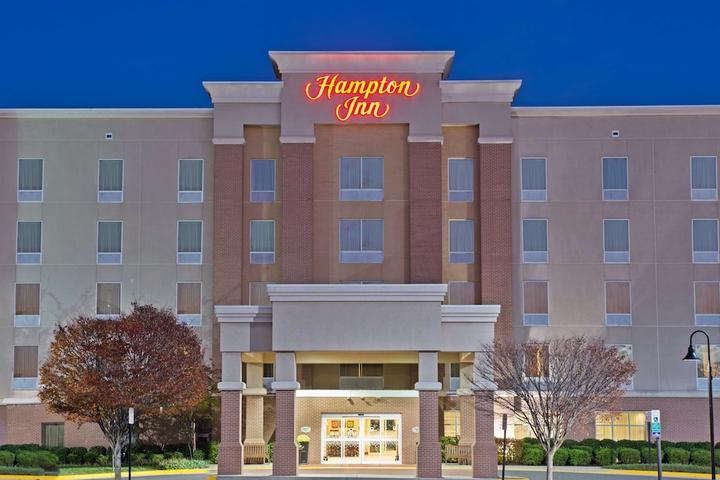 Pet Friendly Hampton Inn by Hilton Gainesville-Haymarket