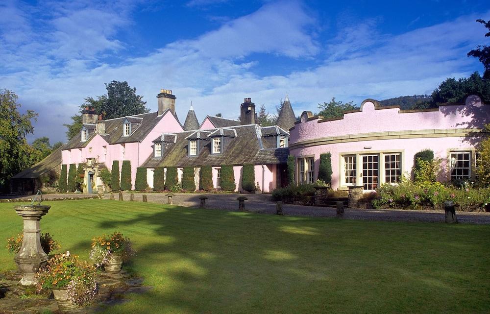Pet Friendly Roman Camp Country House Hotel