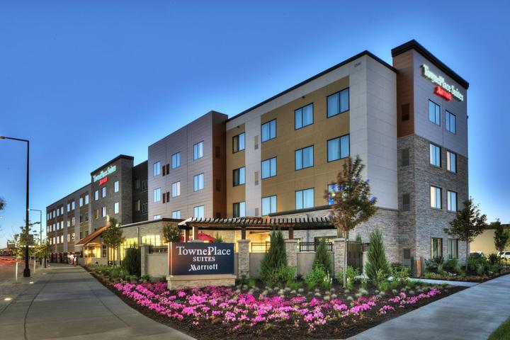 Pet Friendly TownePlace Suites Minneapolis Near Mall of America