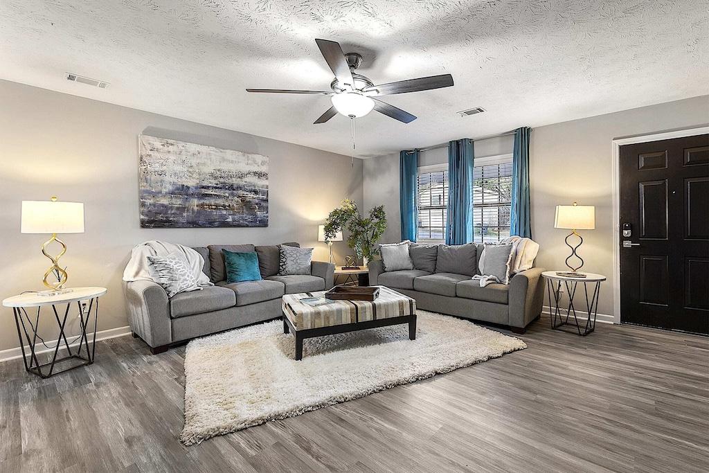 4BR Gem in Lawrenceville Pet Policy