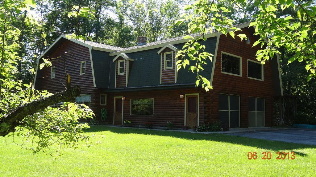 Adirondack Waterfront Log Cabin Pet Policy