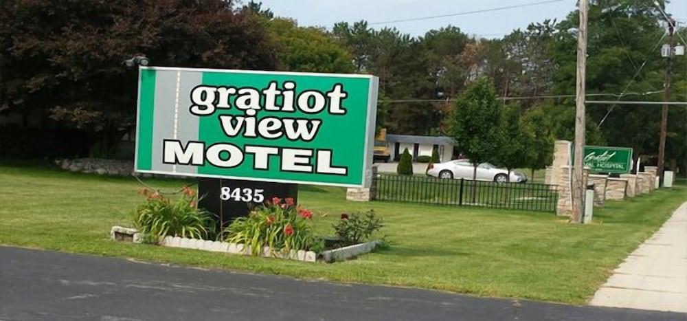 Pet Friendly Gratiot View Motel