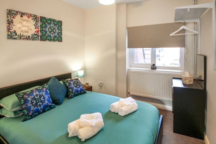 Pet Friendly Self-Contained 1 Bed Flat