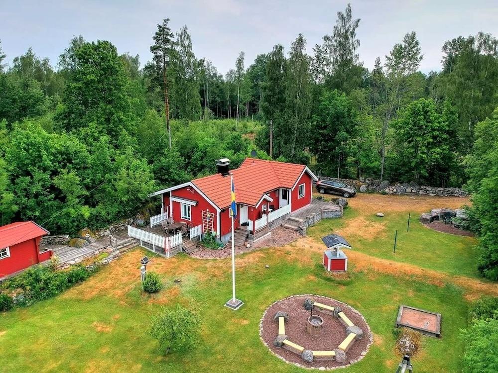 Pet Friendly Webersons - 2BR Swedish Country House