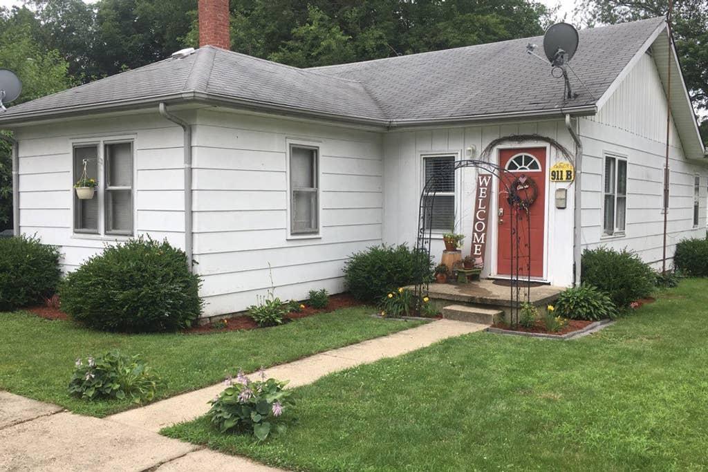 Pet Friendly Chesterfield Airbnb Rentals