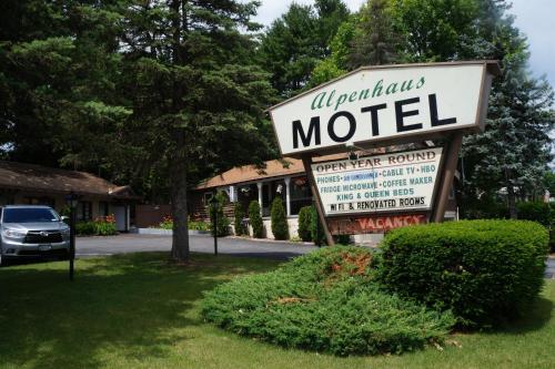 Pet Friendly Alpenhaus Motel
