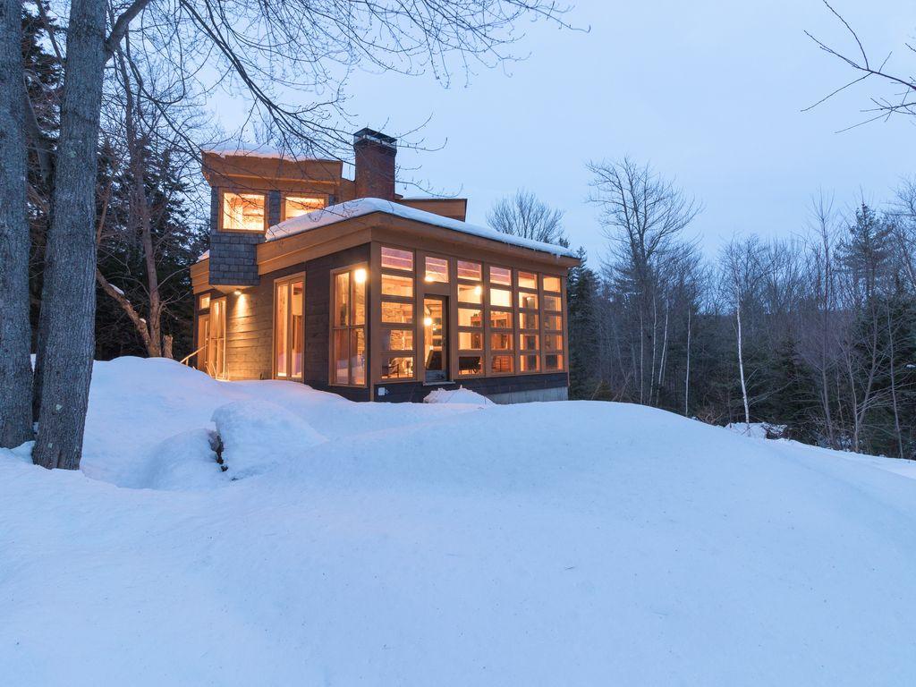 Pet Friendly Vacation Rentals In Stratton Mountain Vt Bringfido