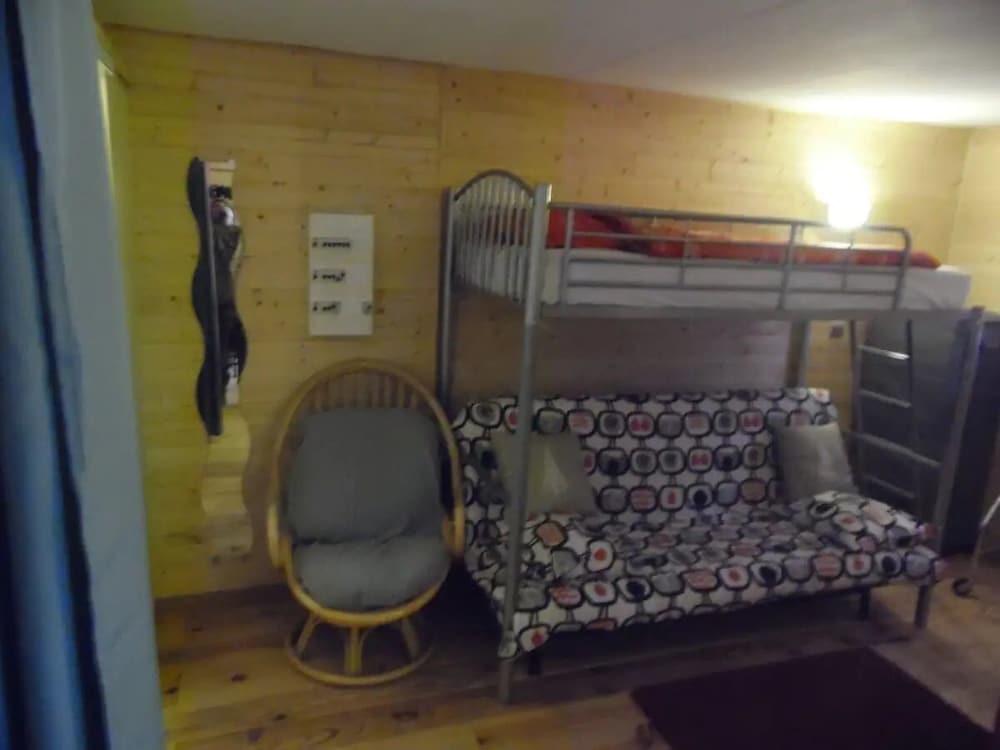 Pet Friendly Apartment in Chalet Col de La Faucille