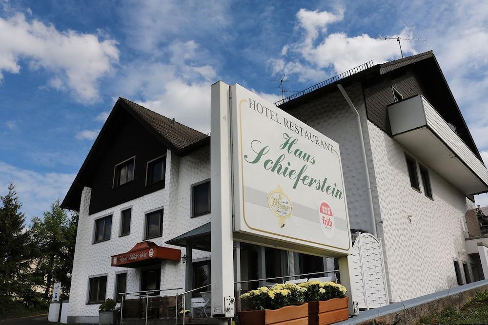 Pet Friendly Hotel Restaurant Haus Schieferstein
