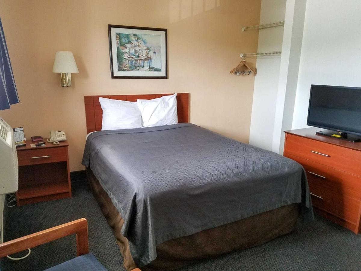 Studio 6 Fayetteville NC Pet Policy