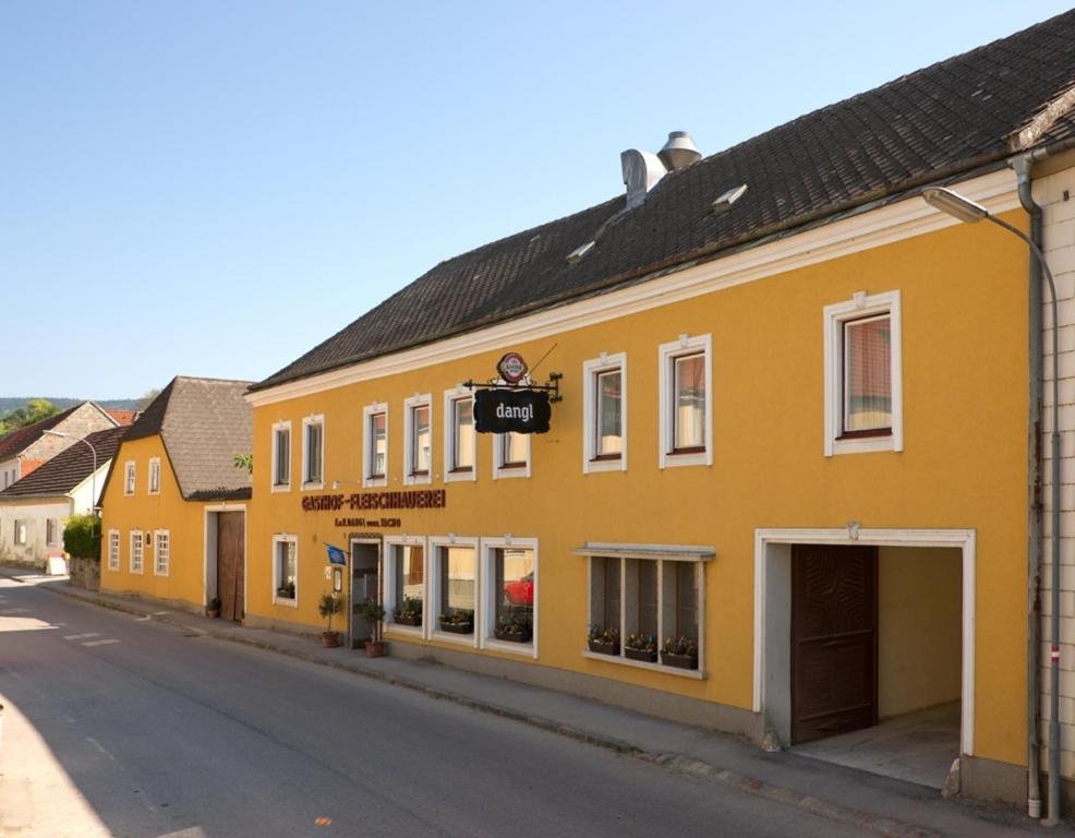 Pet Friendly Gasthof Dangl