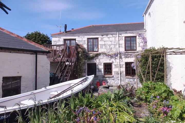 Pet Friendly Cottage-Style Apartment in Mullion