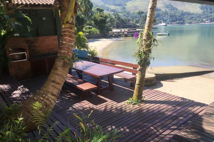 Pet Friendly House in Ponta do Sapê with Exclusive Pier