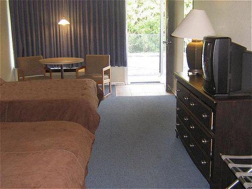 Hotels In Eureka Springs Dog Friendly With Guest Room Hotels In Eureka Springs Dog Friendly With Guest Room