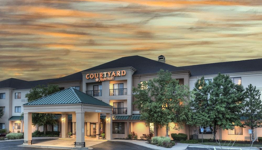 Courtyard by Marriott Wichita East Pet Policy