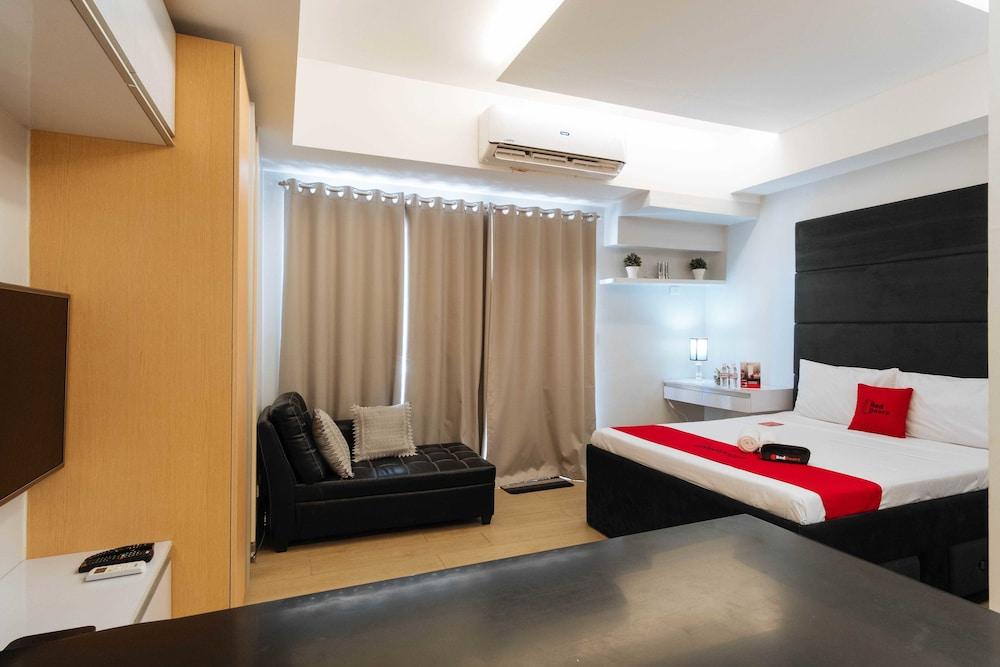 RedDoorz Premium Venice Luxury BGC 2 Pet Policy