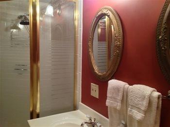 Pet Friendly Hotels In Muscatine Ia Bringfido