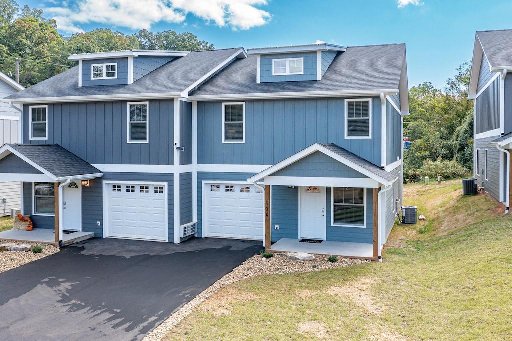 6 Minutes to Downtown Asheville Pet Policy