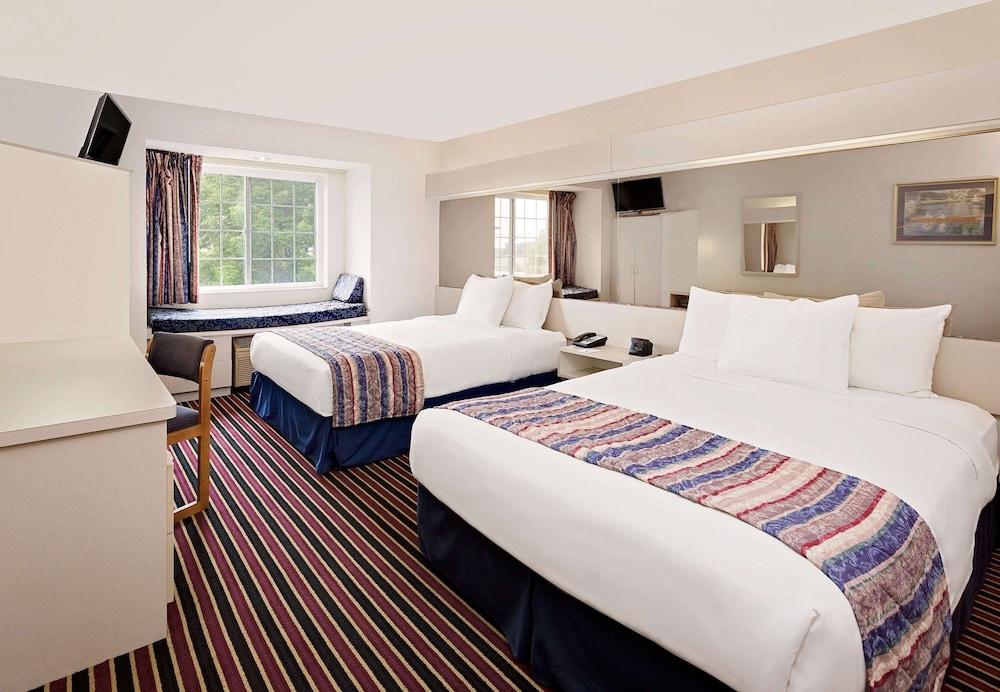 Pet Friendly Microtel Inn & Suites by Wyndham Madison East