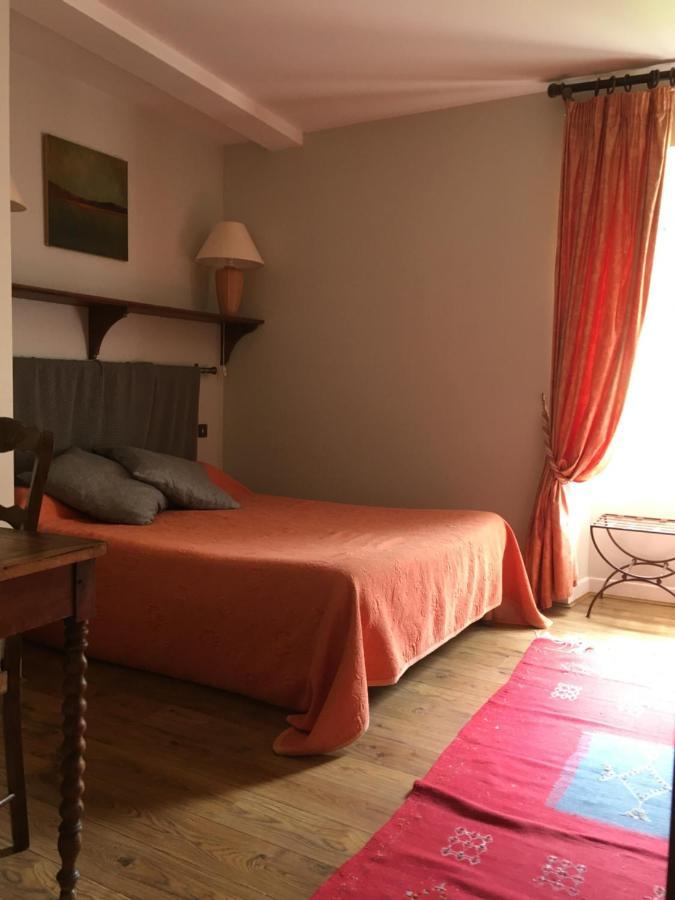 Pet Friendly L’Auberge du Sombral