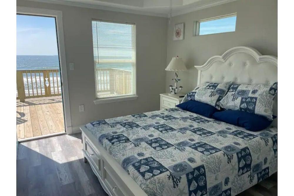 Surfside Beachfront Luxe Pet Policy