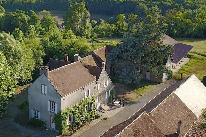 Pet Friendly Charming House in the Heart of Brie