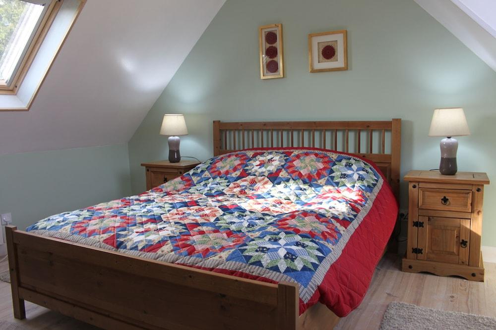 Pet Friendly Brittany Farm Cottage