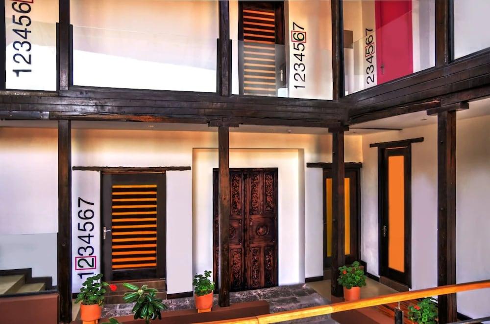 Pet Friendly Hotel Casa Gardenia