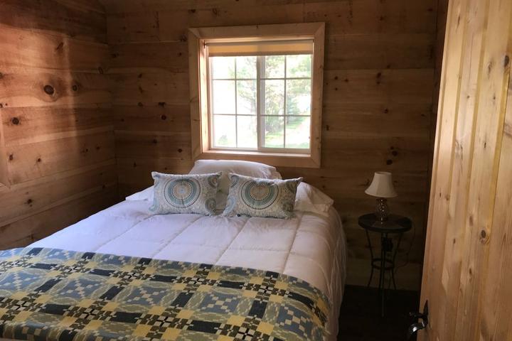 Pet Friendly Silver Lake Cabin and Bunk House