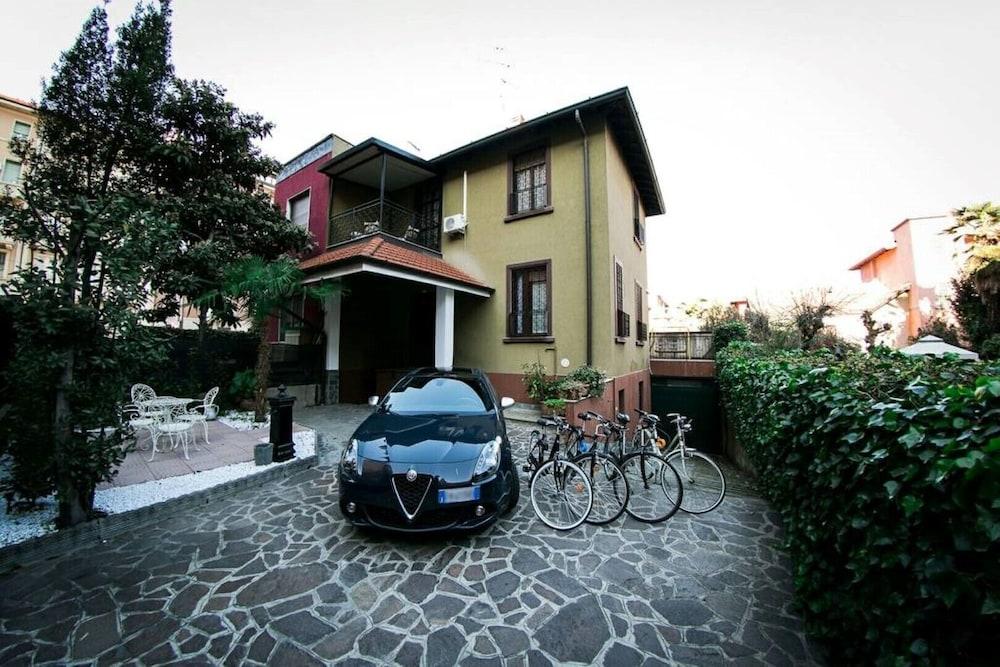 Pet Friendly Villa in the Heart of Milan