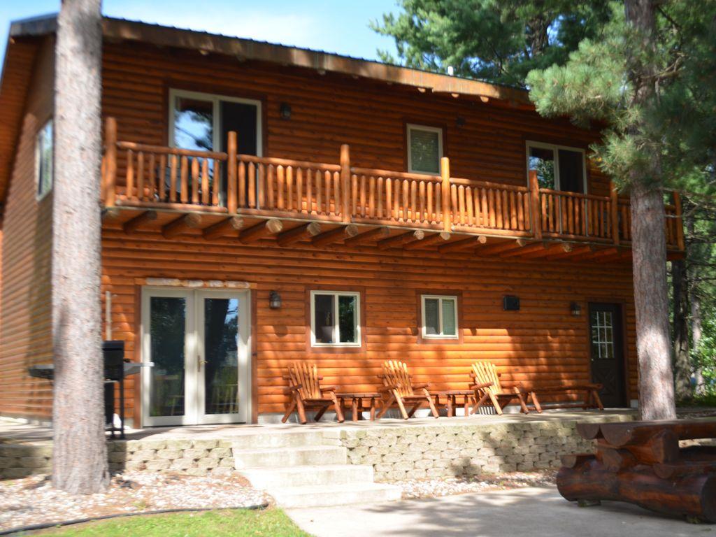 VRBO Munising Pet Policy