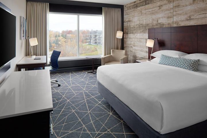 Pet Friendly Delta Hotels by Marriott Sherbrooke Conference Centre
