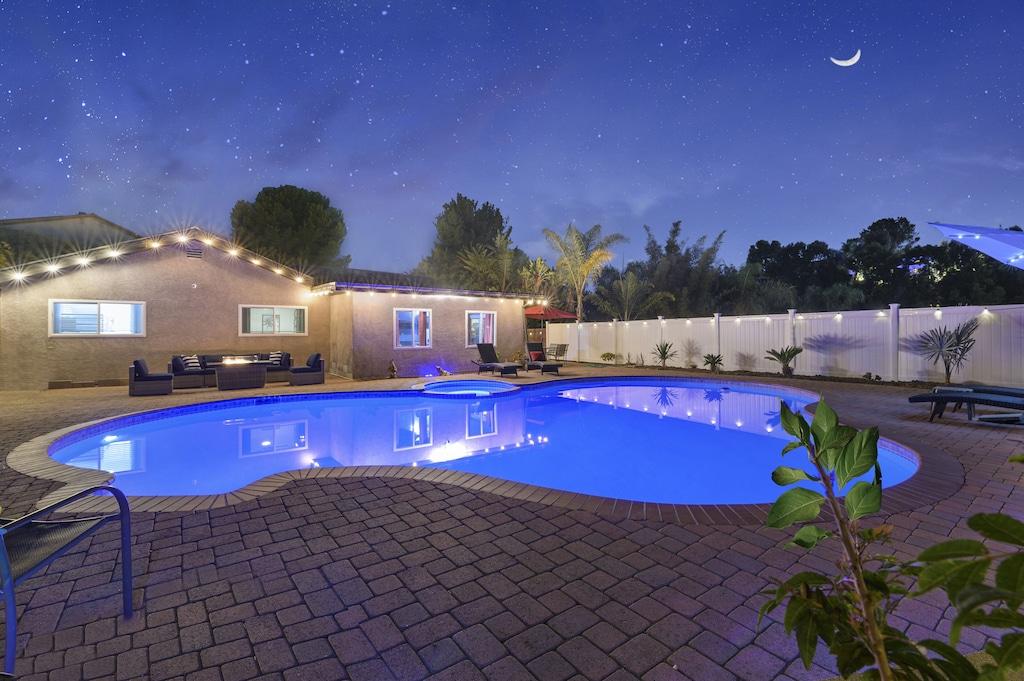 Oceanside Resort Style Home with Pool Pet Policy