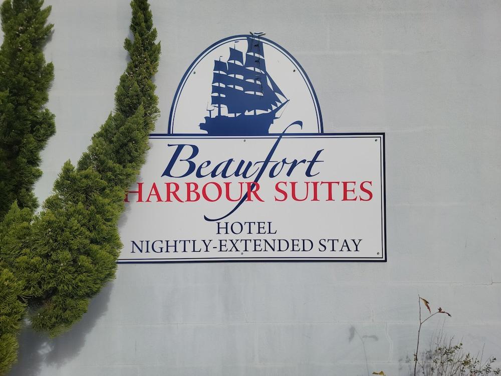 Pet Friendly Beaufort Harbour Suites