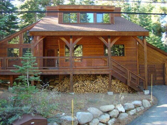 Custom North Lake Tahoe Cabin Pet Policy