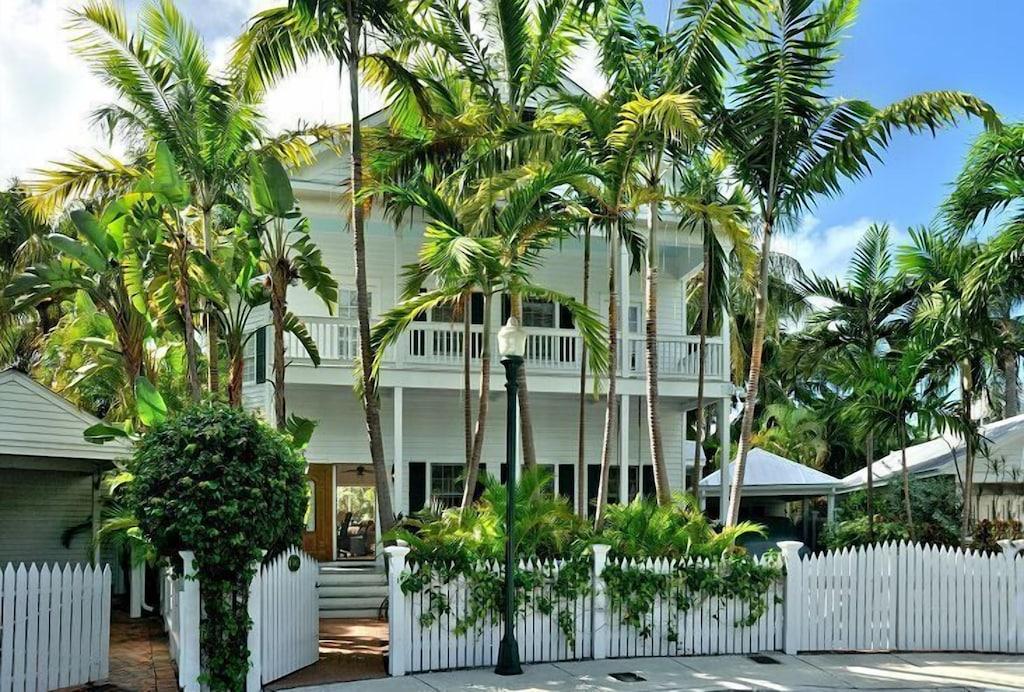 Pet Friendly Palm Trees Ocean Breeze Key West Fl