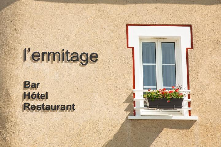 Pet Friendly Hôtel & Restaurant l'Ermitage