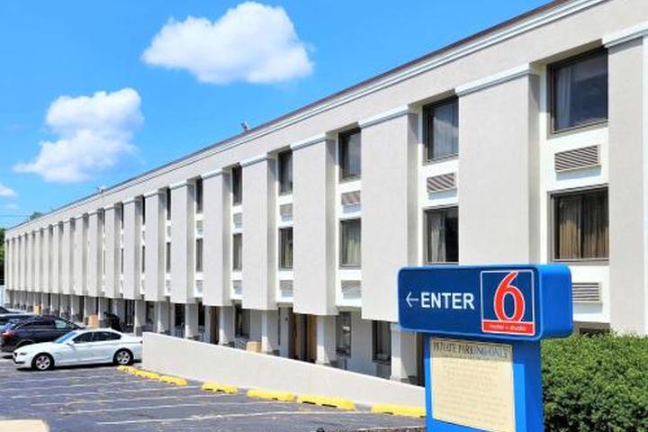Pet Friendly Motel 6 Catonsville MD Baltimore West