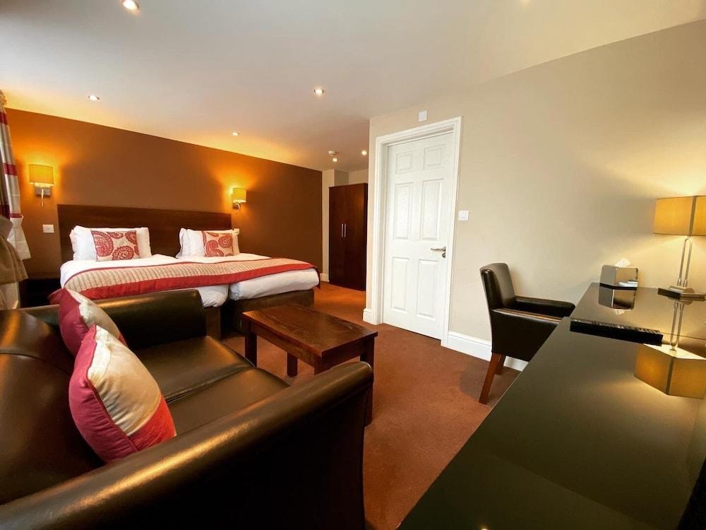 Pet Friendly The Great Barr Hotel