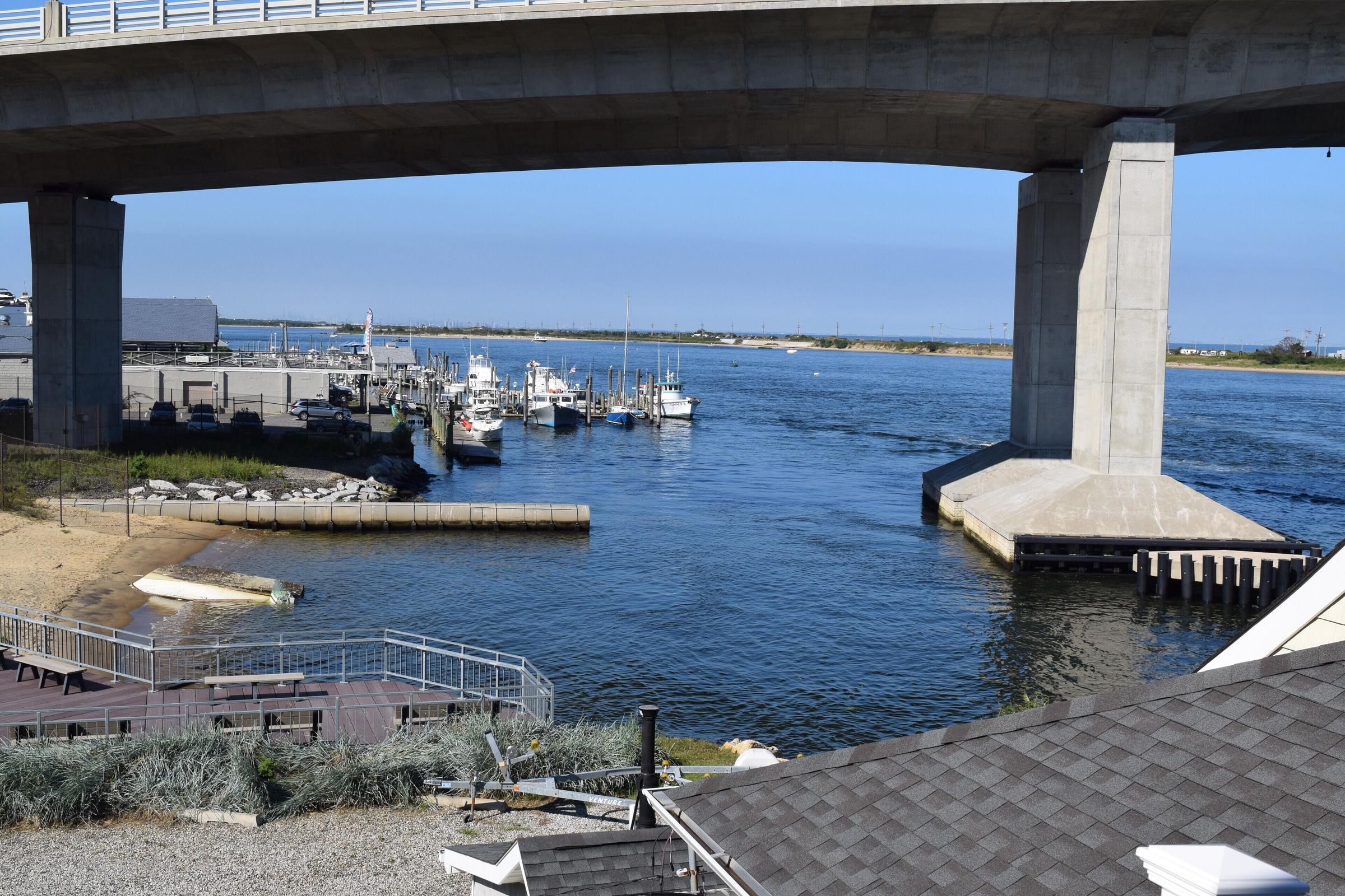 Pet Friendly Waterview Cottage- Steps Away from the Beach