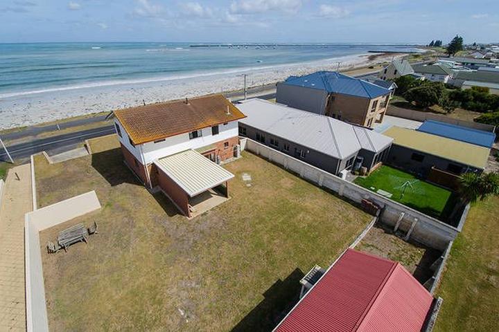 Pet Friendly One Sea Parade Port Macdonnell