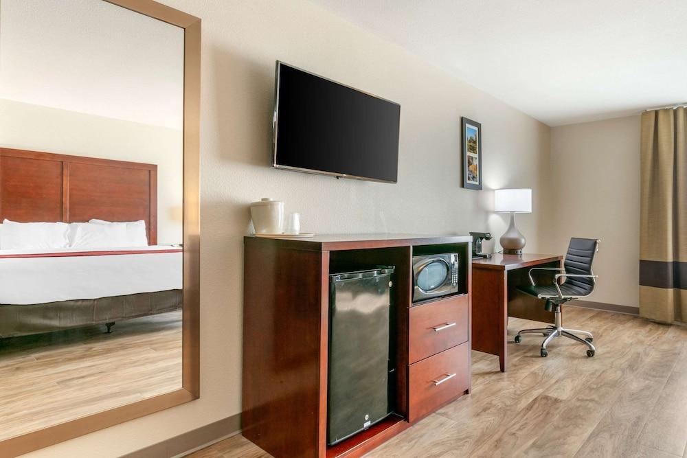 Comfort Inn Suites Van Buren Fort Smith Pet Policy