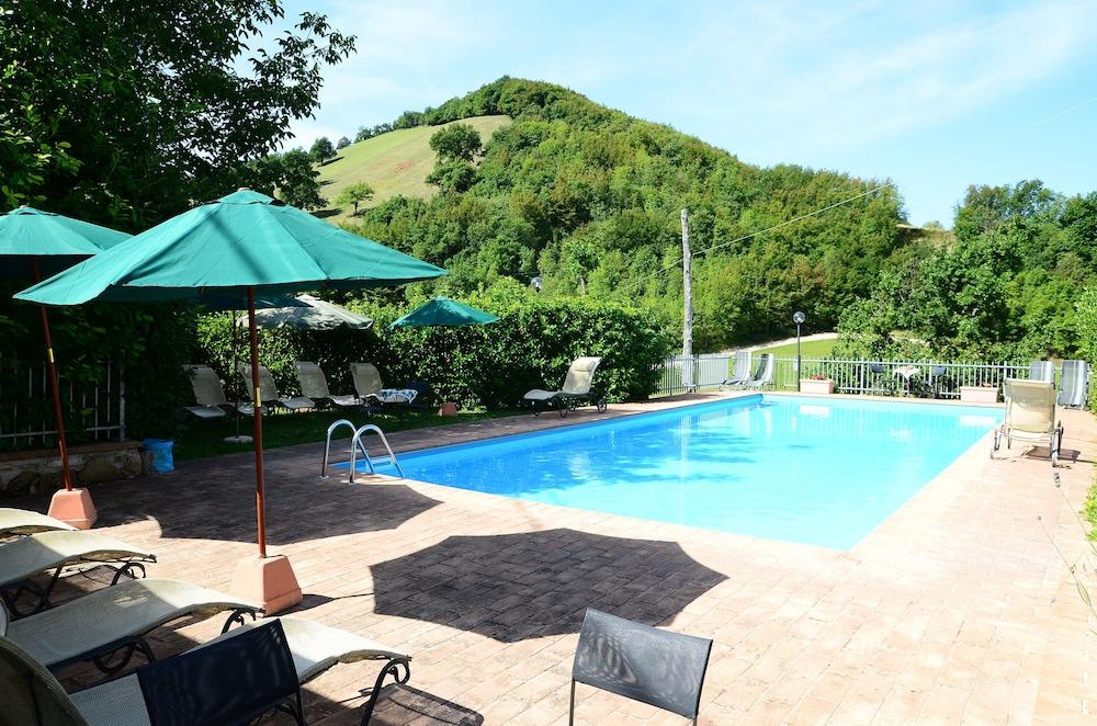 Pet Friendly Selvicolle Country House