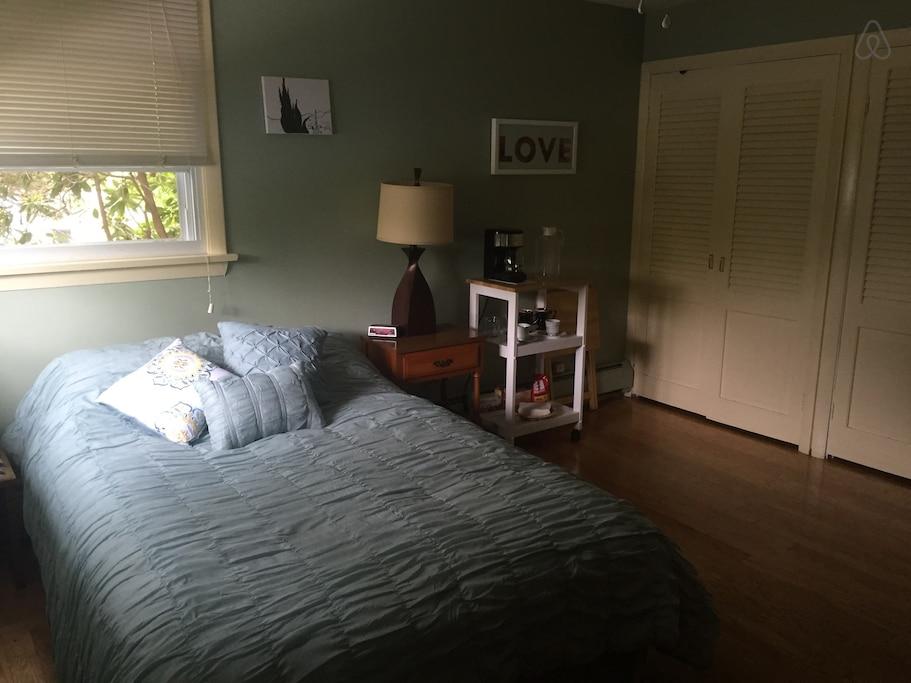 Pet Friendly Beverly Airbnb Rentals