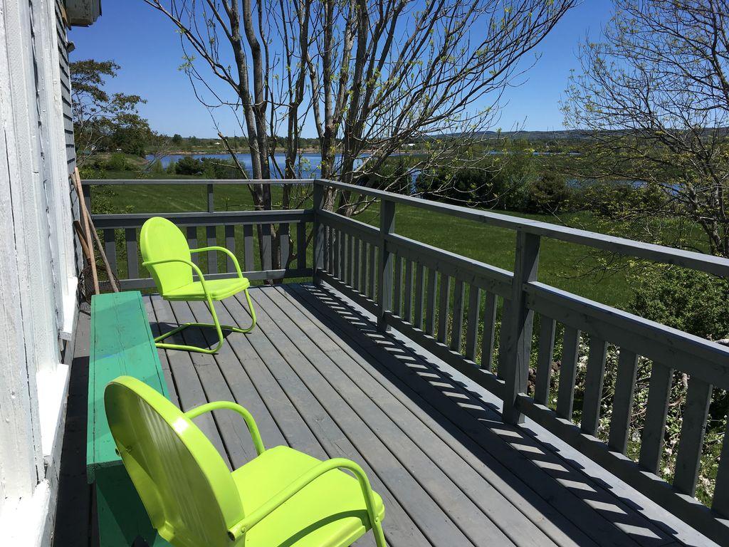 VRBO Granville Ferry Pet Policy