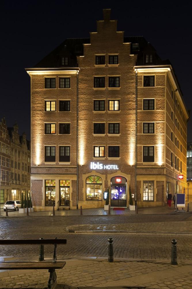 Pet Friendly Ibis Brussels Off Grand Place
