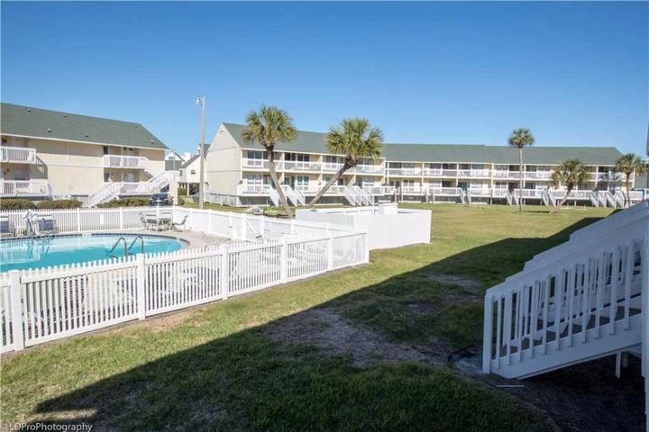 Pet Friendly Sandpiper Cove Studios by Holiday Isle