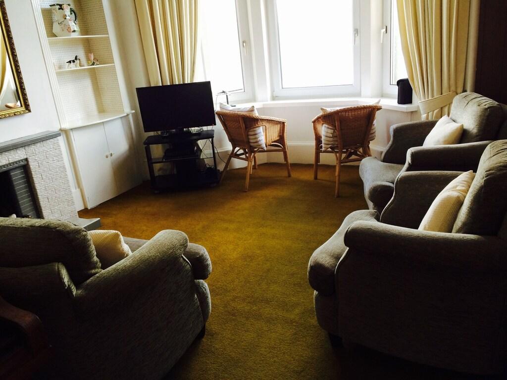 Pet Friendly Two Bedroom Flat Rothesay Bute