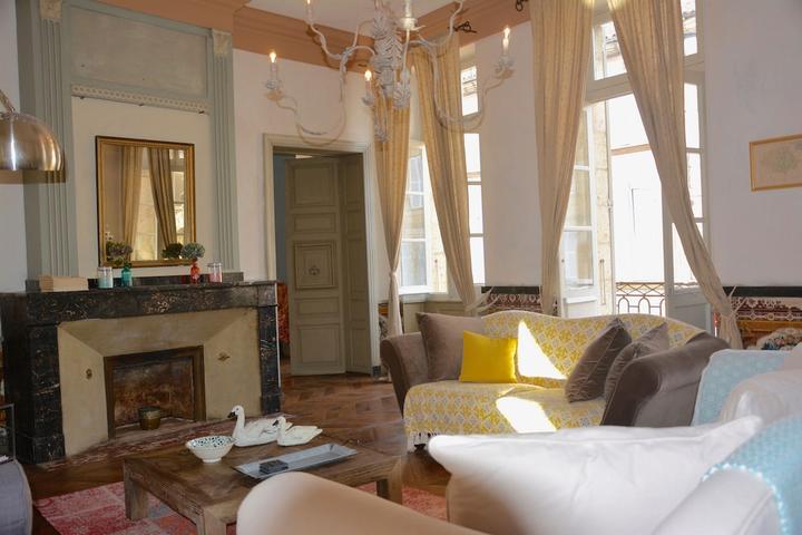 Pet Friendly Luxury Apartment in the Heart of Lectoure